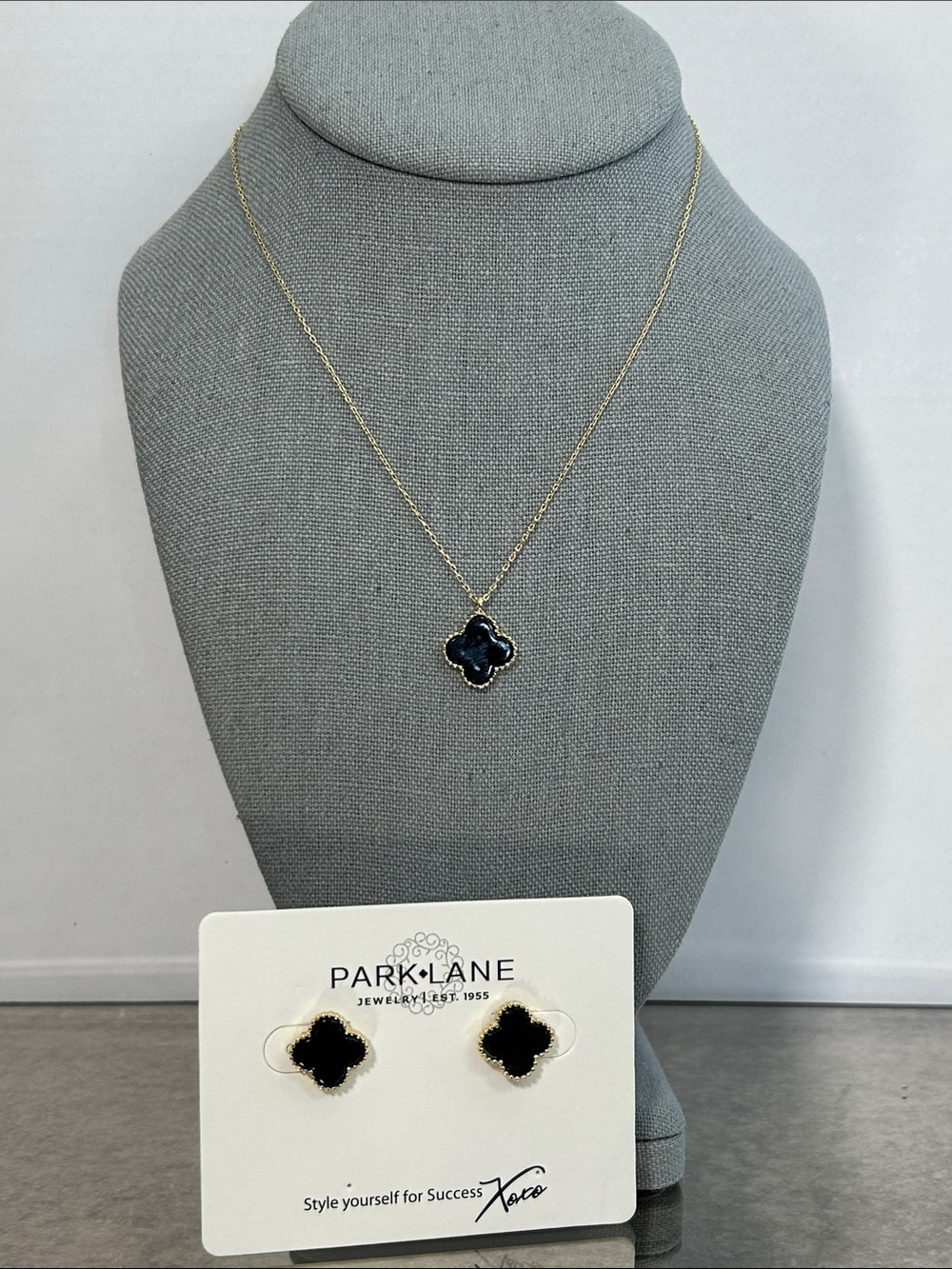 Park Lane Gold Black Clover Pendant Necklace with Matching Studs